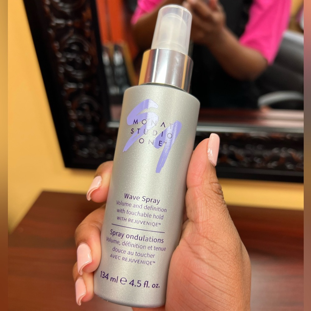 MONAT STUDIO ONE™ Wave Spray